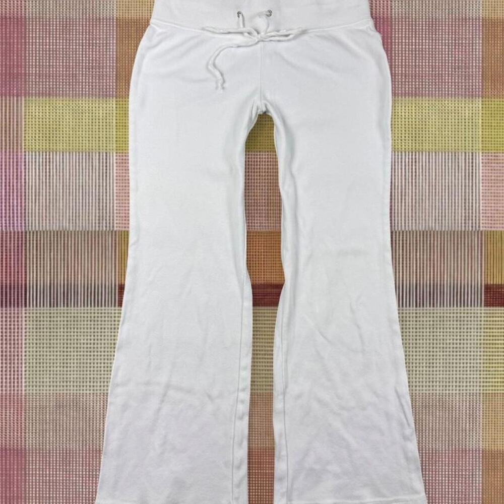 Vintage 2000’s White Bebe Sweatpants - Picture 3 of 7